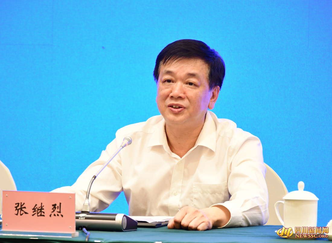 尊龙人生就是博ag电气集团副总经理、党组成员张继烈_副本.jpg